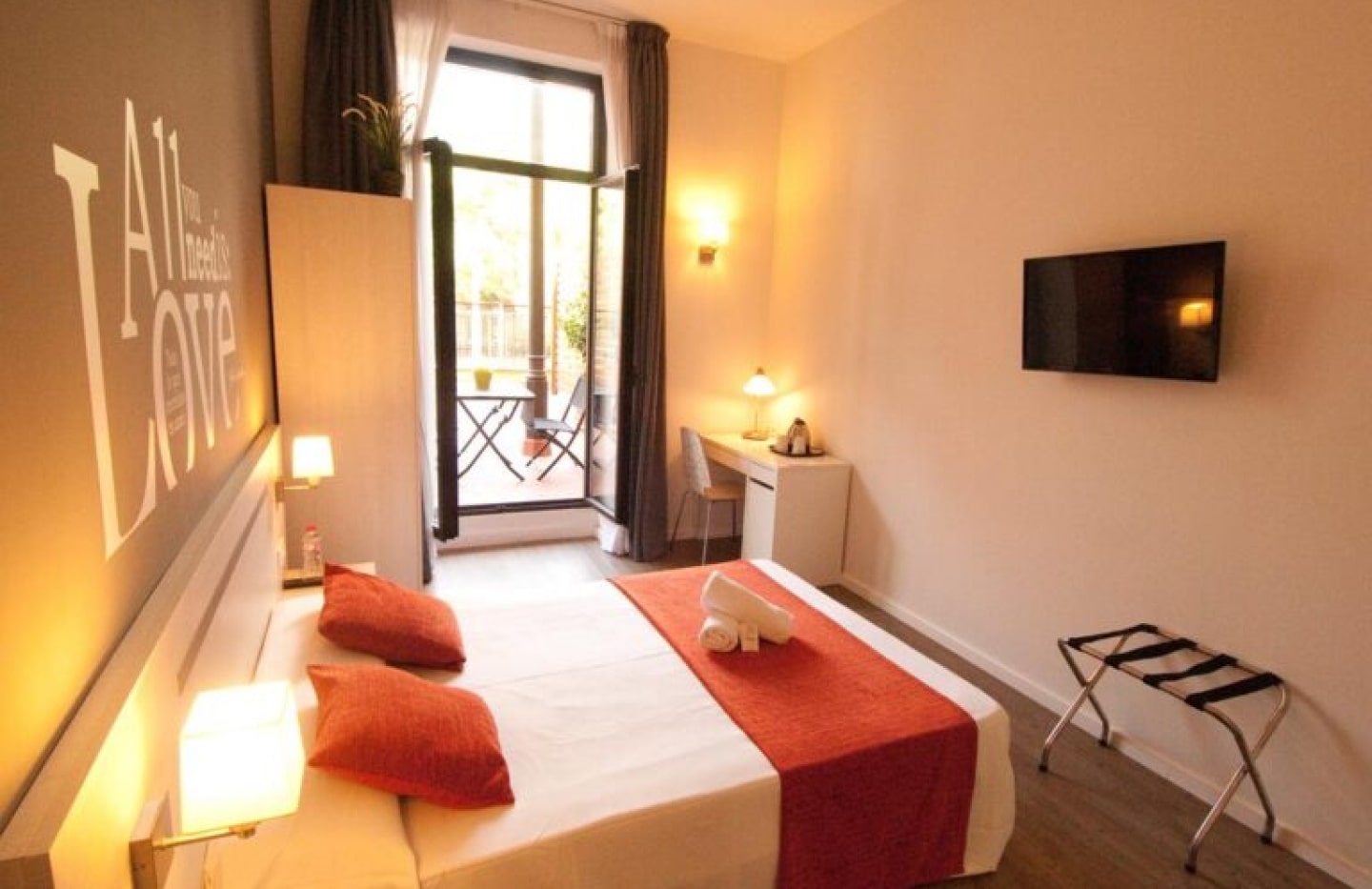 Hostal Live Barcelona, photo 5